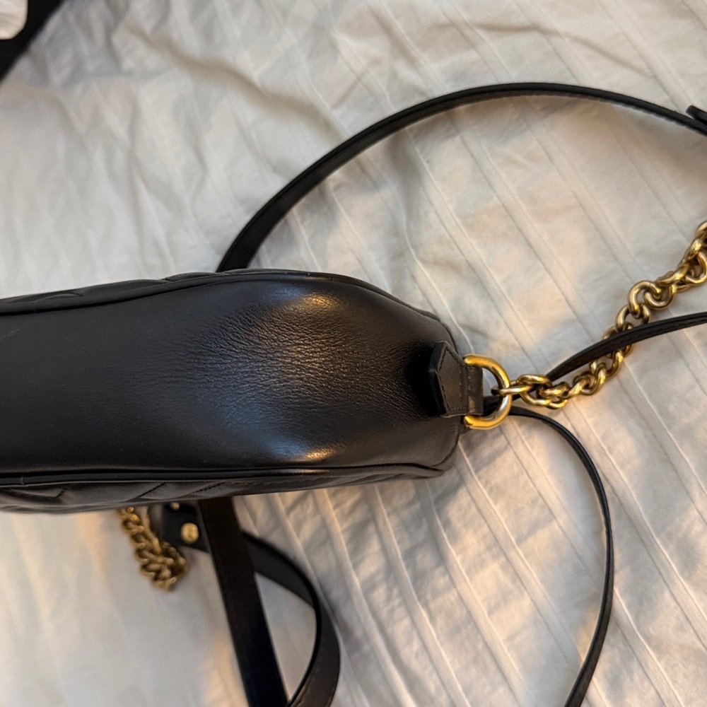 Gucci Mini Marmont Crossbody - Picture 9 of 10